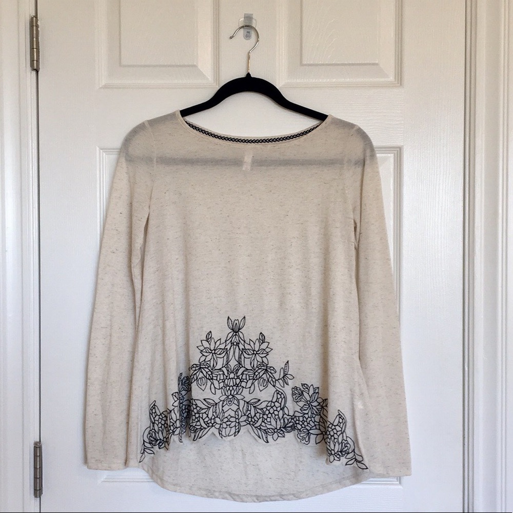 Xhilaration long sleeve lace scalloped top